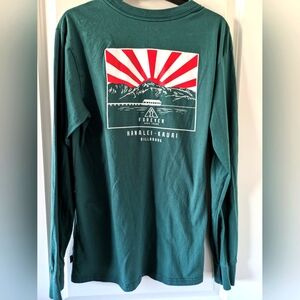 Billabong Turquoise. Enjoy carefree and all-day comfort with Billabong's Tee Sm